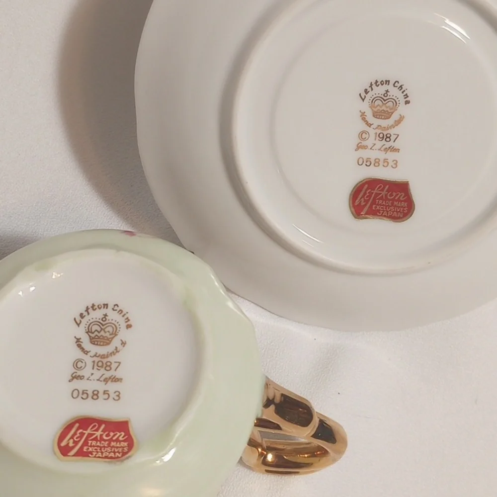 ◀️ Lefton Heritage Green/Heritage Roses Demitasse Cups w/Saucers - Picture 11 of 11